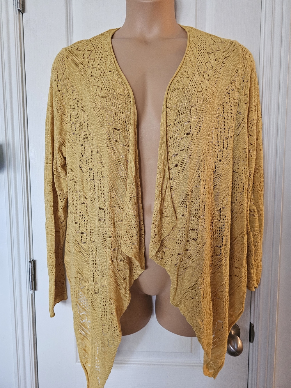 Torrid Sz 3 Mustard Open-Front Crochet Cardigan